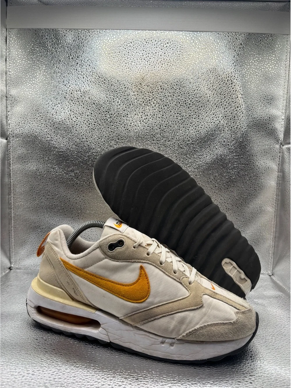 Nike air max dawn phantom light curry